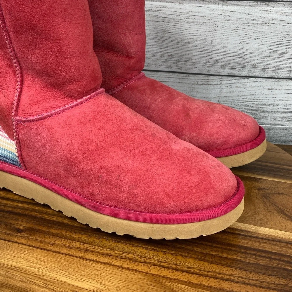 UGG Classic Short Serape Pink Multicolor Stripes Limited Edition Boot Women’s 10